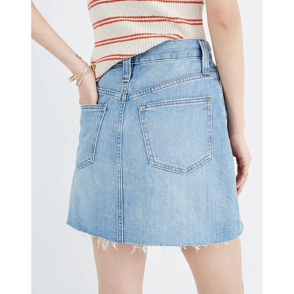 NWT MADEWELL Rigid Denim A-Line Raw Hem Mini Blue Jean Skirt Size 31 - Picture 3 of 8